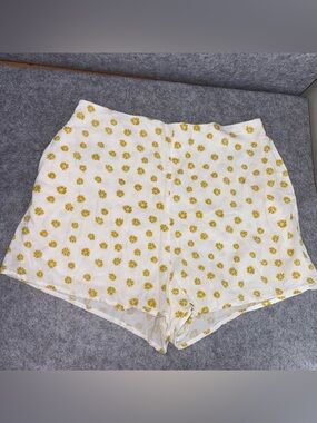 Storia White High-Waist Shorts with Yellow Floral Dots 100% cotton size small